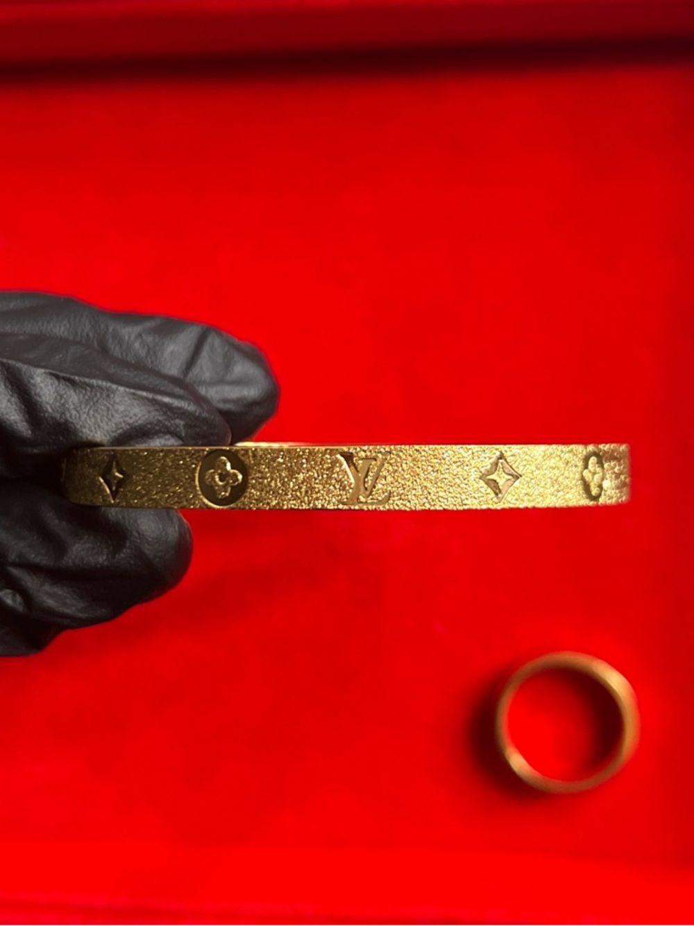 Sand gold Bangle - Picture 3 of 6